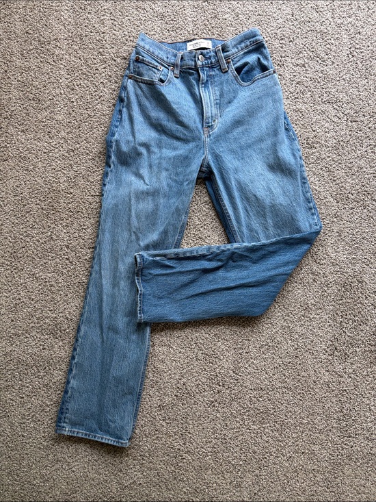 Abercrombie & Fitch Denim - Abercrombie & Fitch Two Toned Women’s Straight-Leg Light Blue Jeans, Curve Love